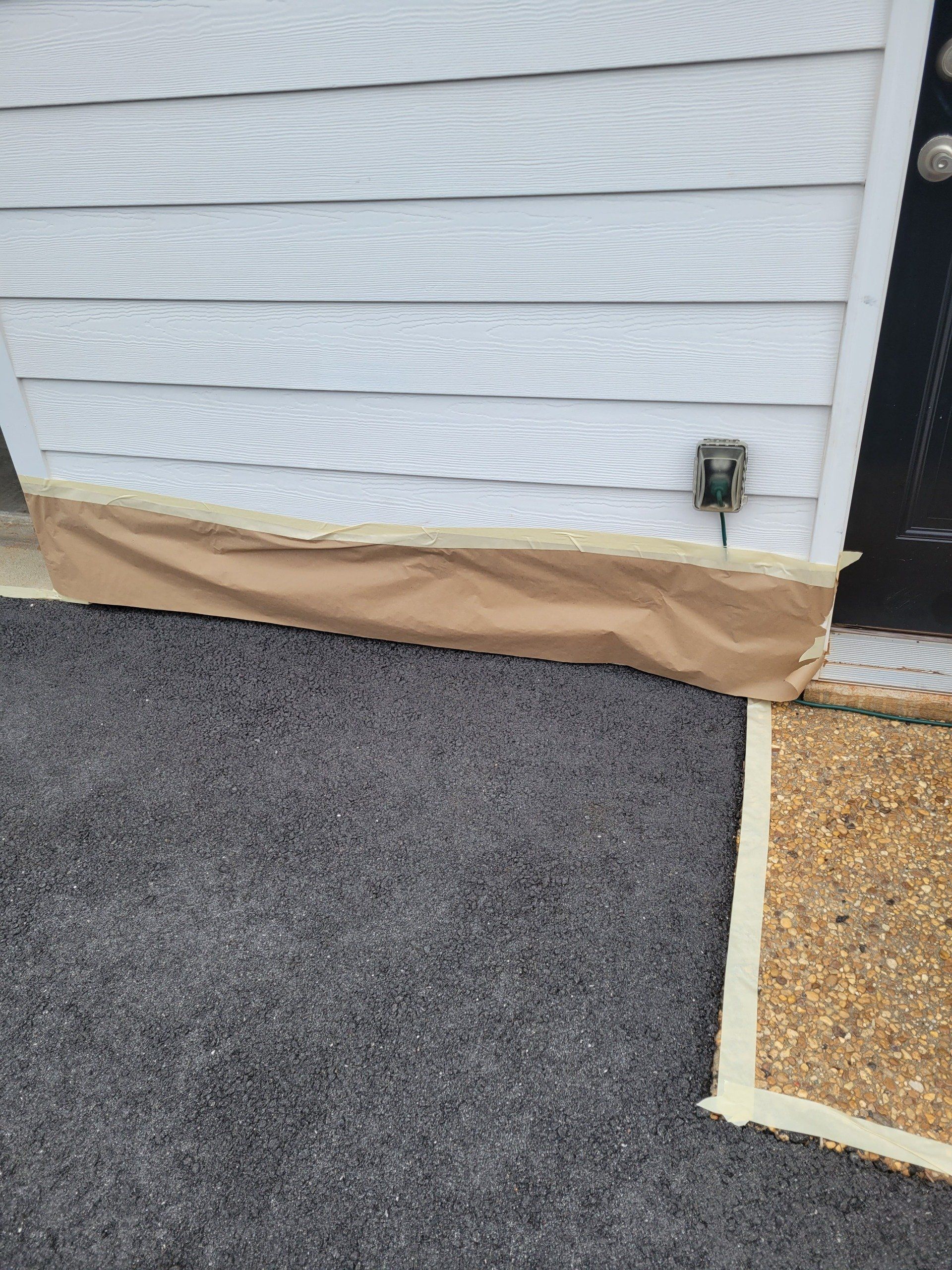 Side of the House — Waynesboro, VA — Pearce Seal Coating