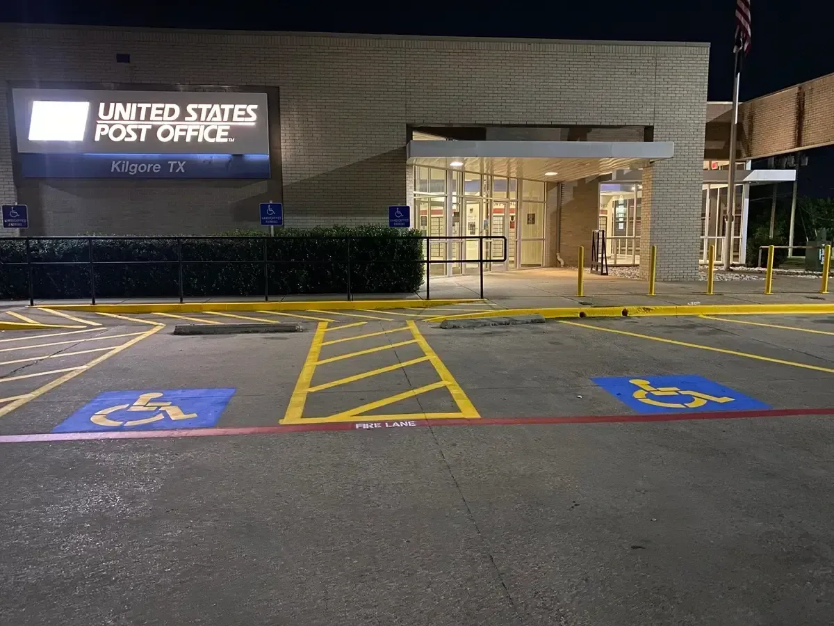 line striping postal office in kilgore tx
