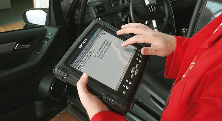 strumento per diagnosi automobile