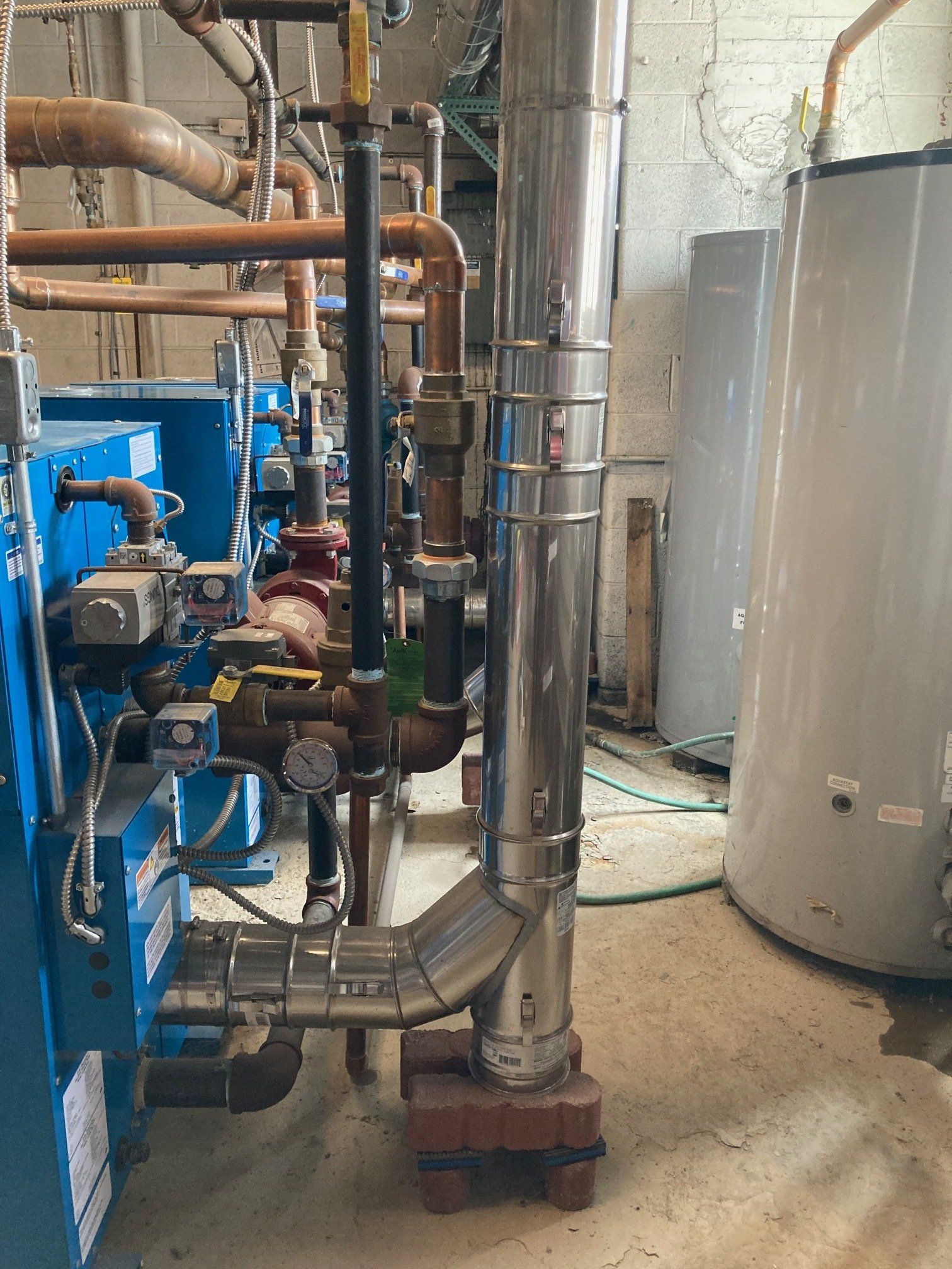 Tank with Commercial Boiler — Detroit, MI — Astro Heating & Cooling Inc.