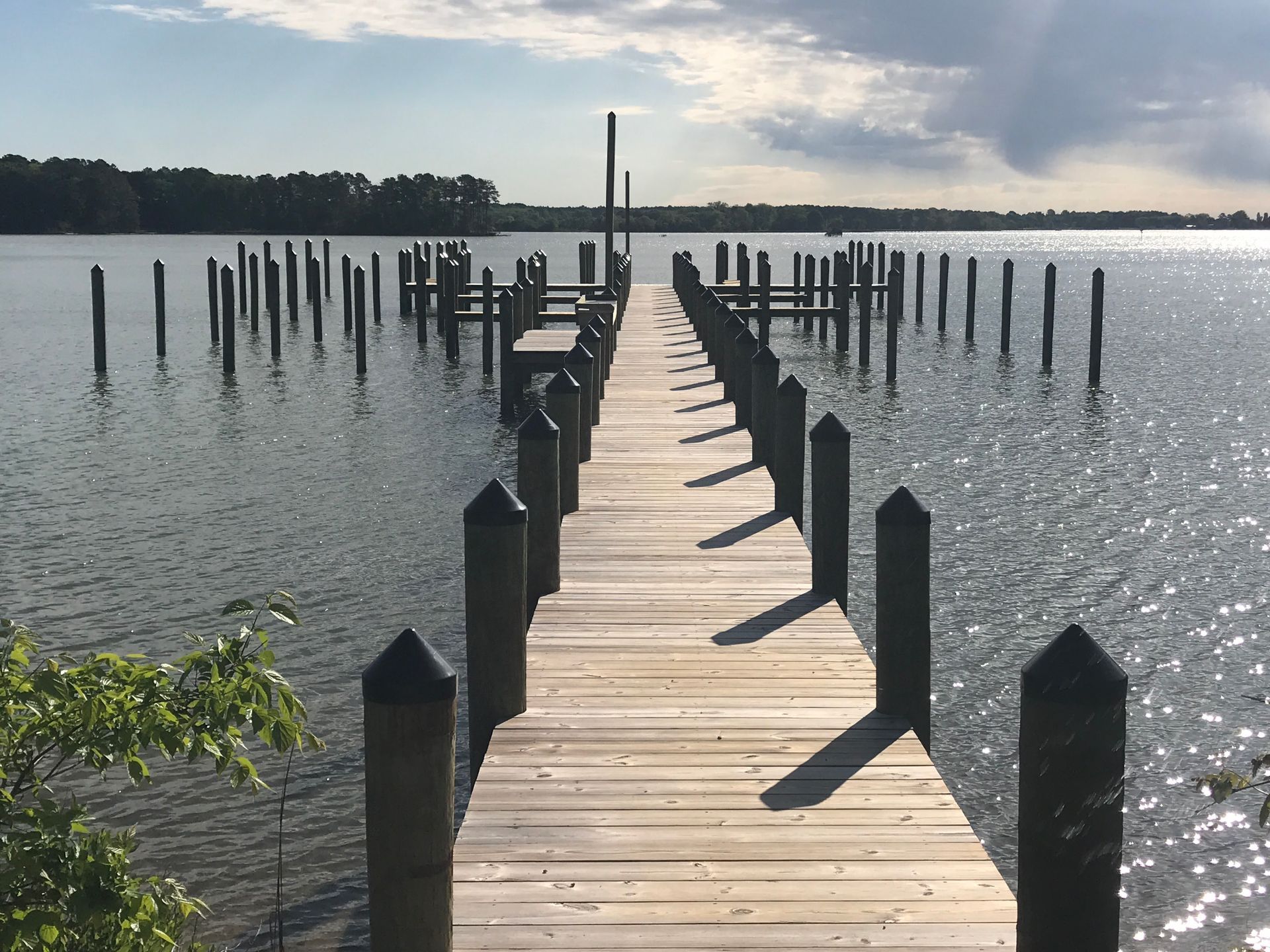 COMMERCIAL PIER BUILDER