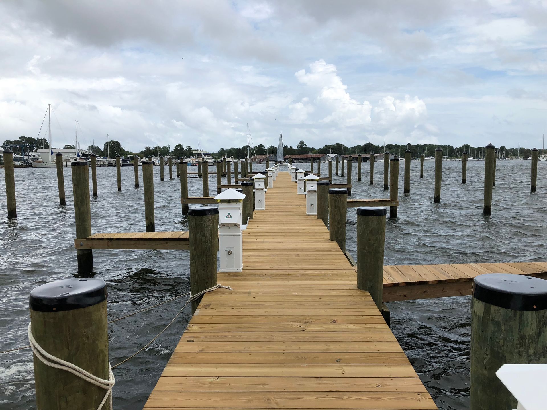 COMMERCIAL PIER CONTRACTOR