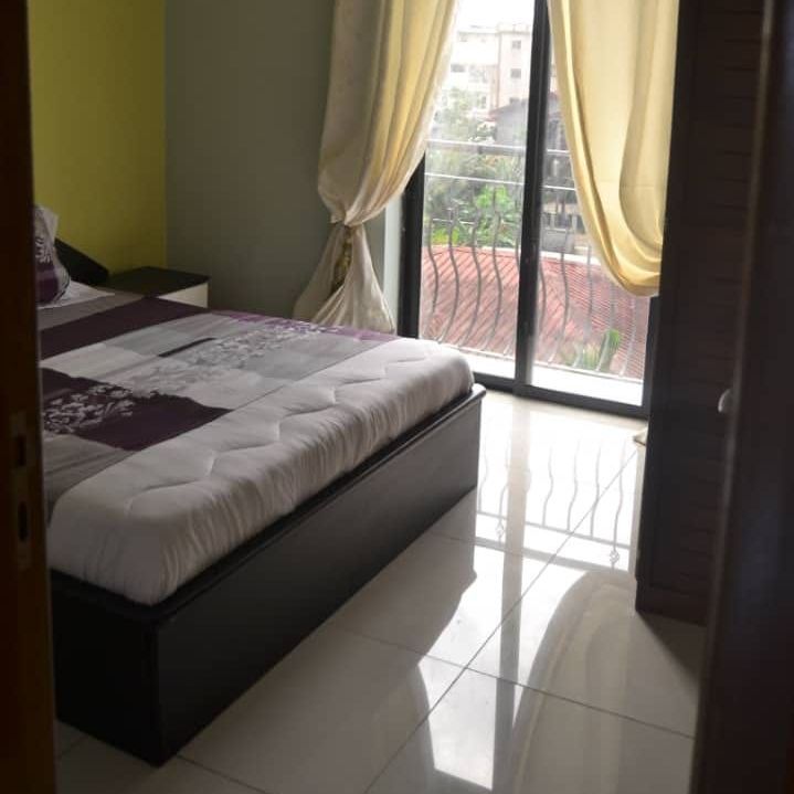 Studio meublé moderne à Douala