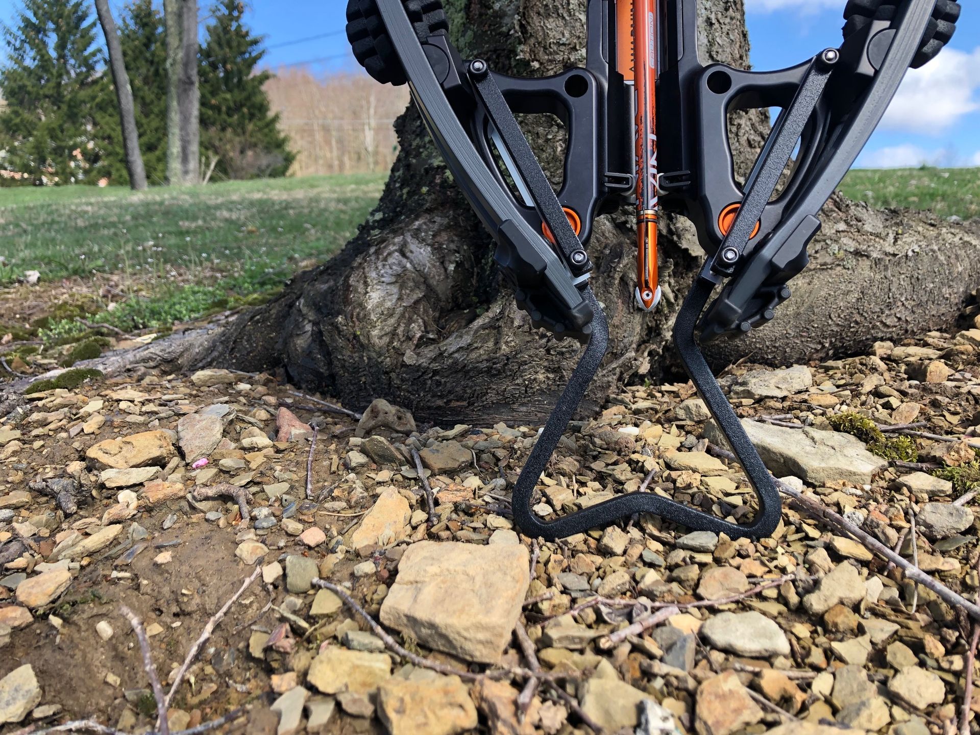 Heart Drop 5N1 Hanger Ravin Crossbows