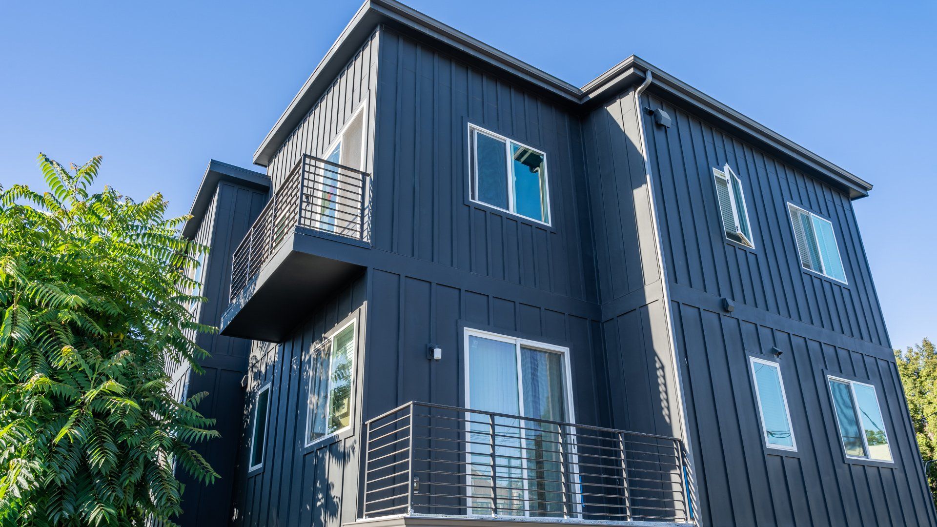 Houses for rent near USC with security features and gated entries.