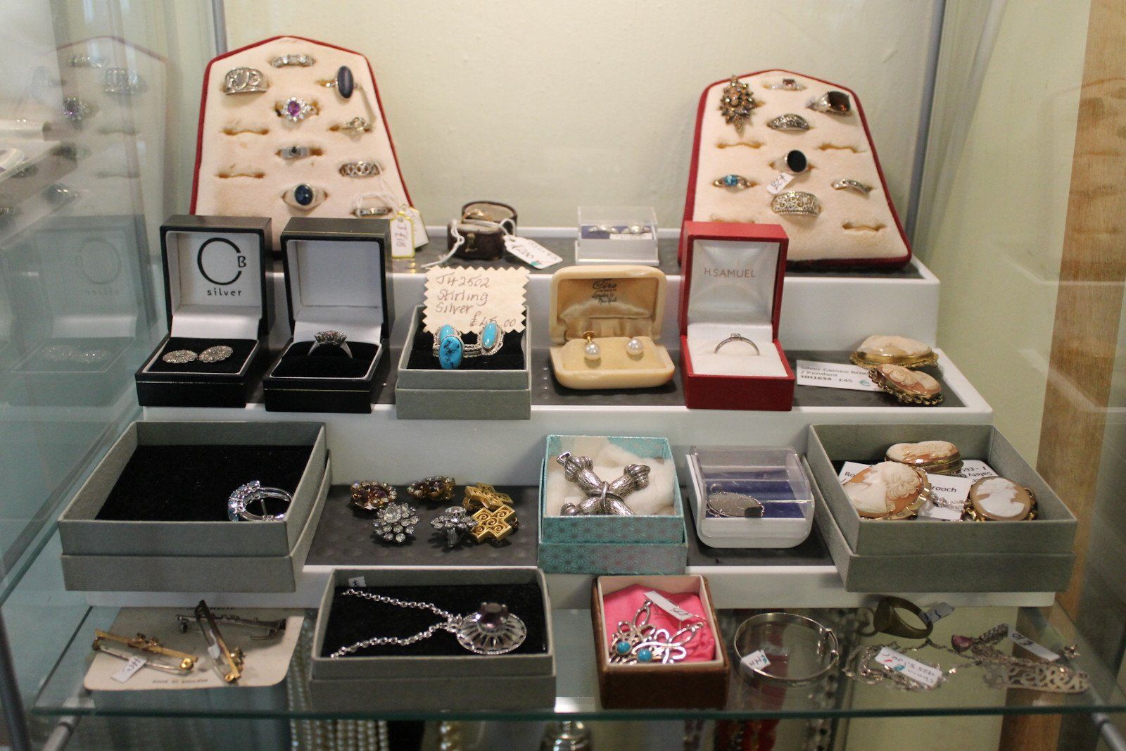 Vintage Jewellery