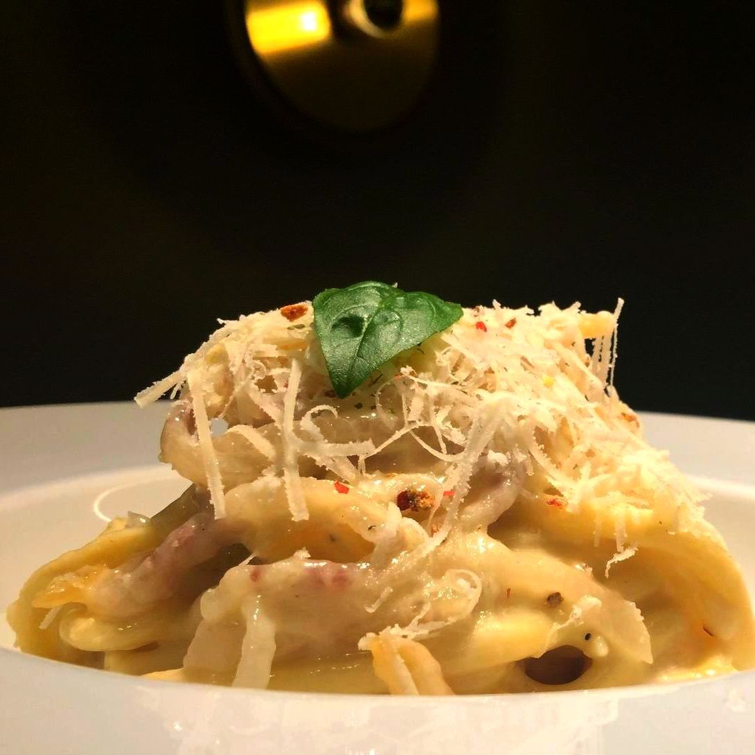 Michi ristorante Treviso©, bigoli fatti in casa con guanciale di suino nero dei nebrodi e pecorino romanbo DOP
Michi ristorante Treviso©, homemade bigoli with jowl and pecorino cheese