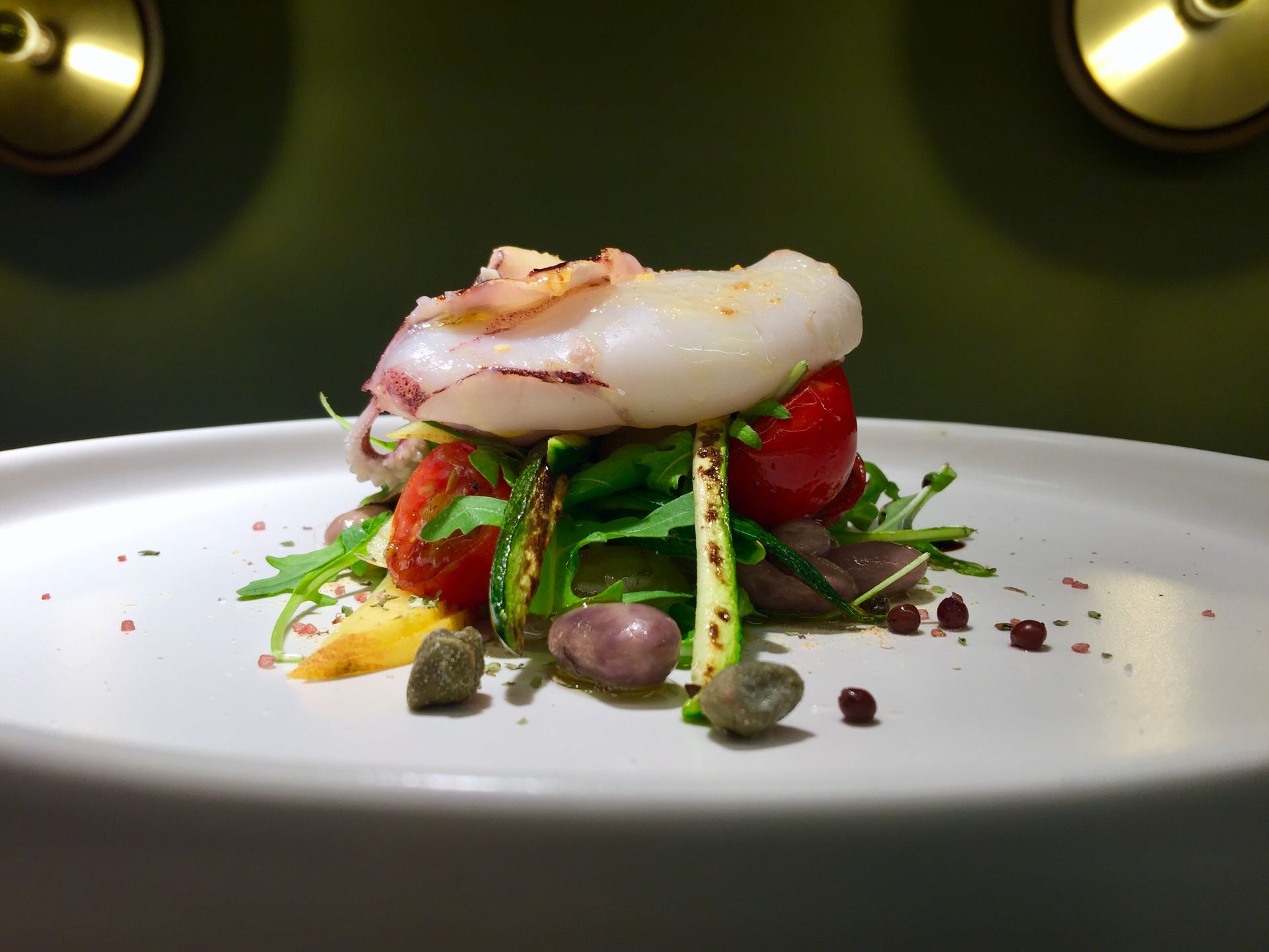 Michi ristorante©, calamaretti selvaggi e verdure di stagione
Michi ristorante©, wild squids and seasonal vegetables