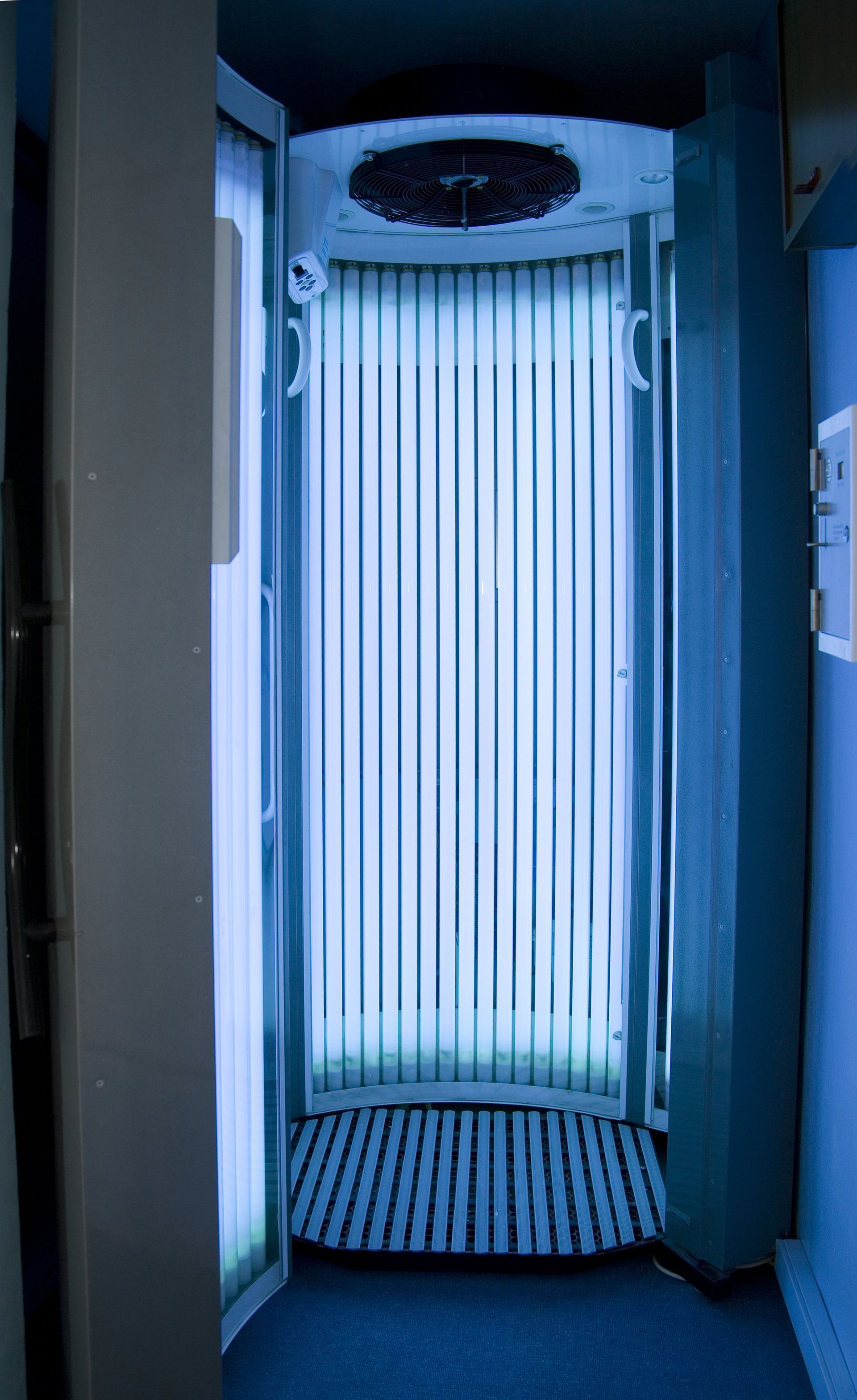 Santafé - Solarium e benessere a Torino - DOCCIA SOLARE