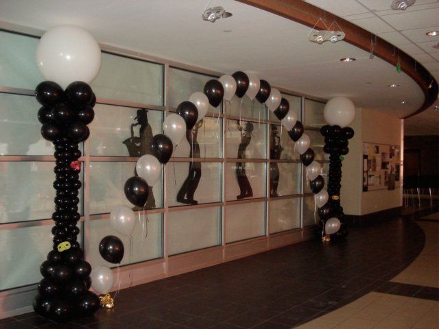 School Occasions — Black And White Arch Balloon in Wheaton, IL