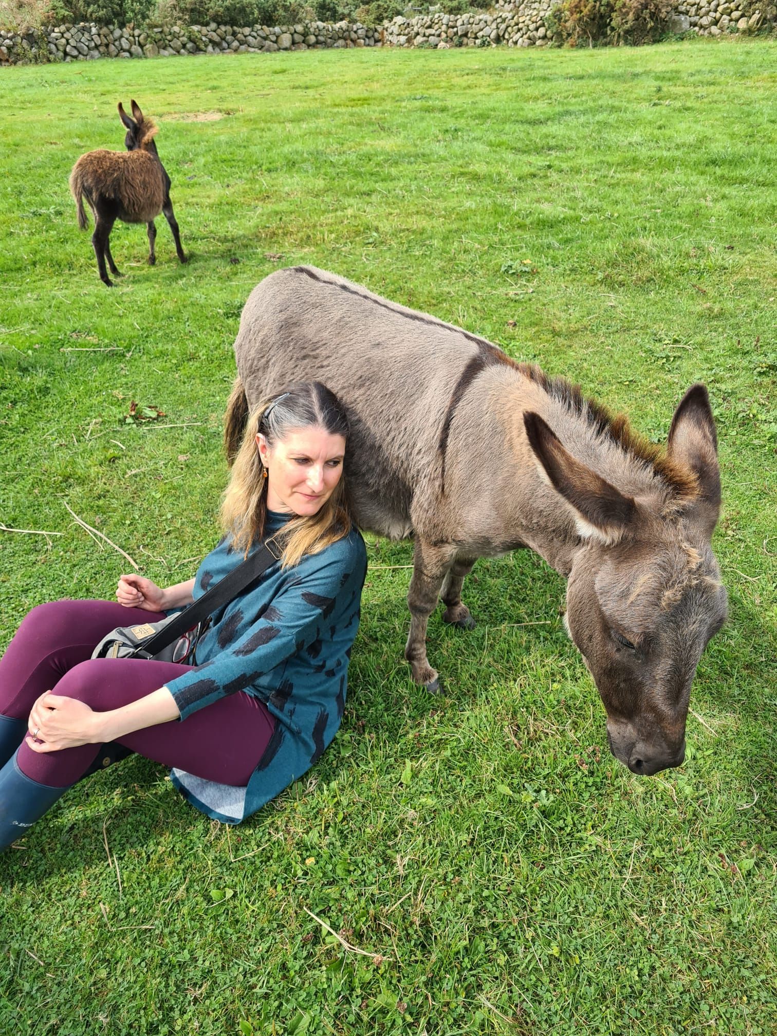 Ava Resonance Caroline with the donkey