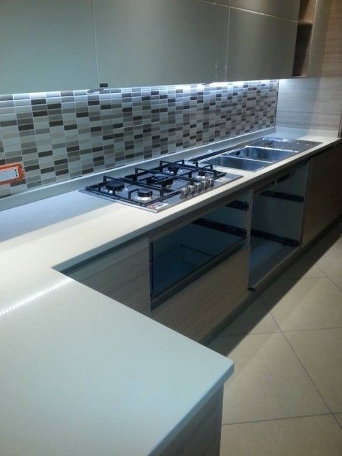 rifinitura cucina in marmo