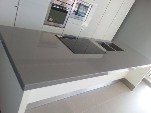 ripiano cucina in marmo grigio