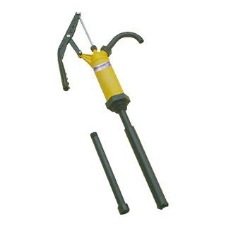 Gelbe und schwarze Handpumpe mit Hebel und Saugrohr.