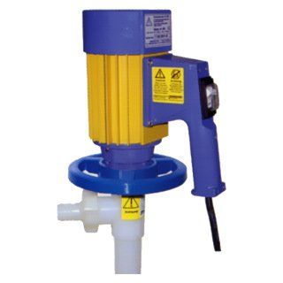 Elektrische Fasspumpe in Blau und Gelb mit weißem Auslassrohr zum Abfüllen von Flüssigkeiten.