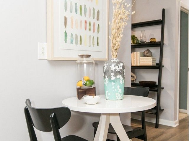 Dining Area | Crofton Village Apartments
