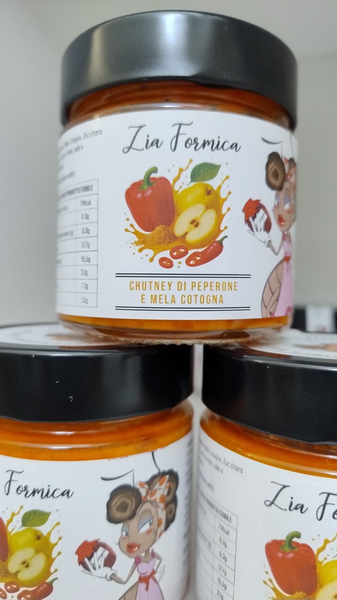 Chutney di peperone e mela cotogna