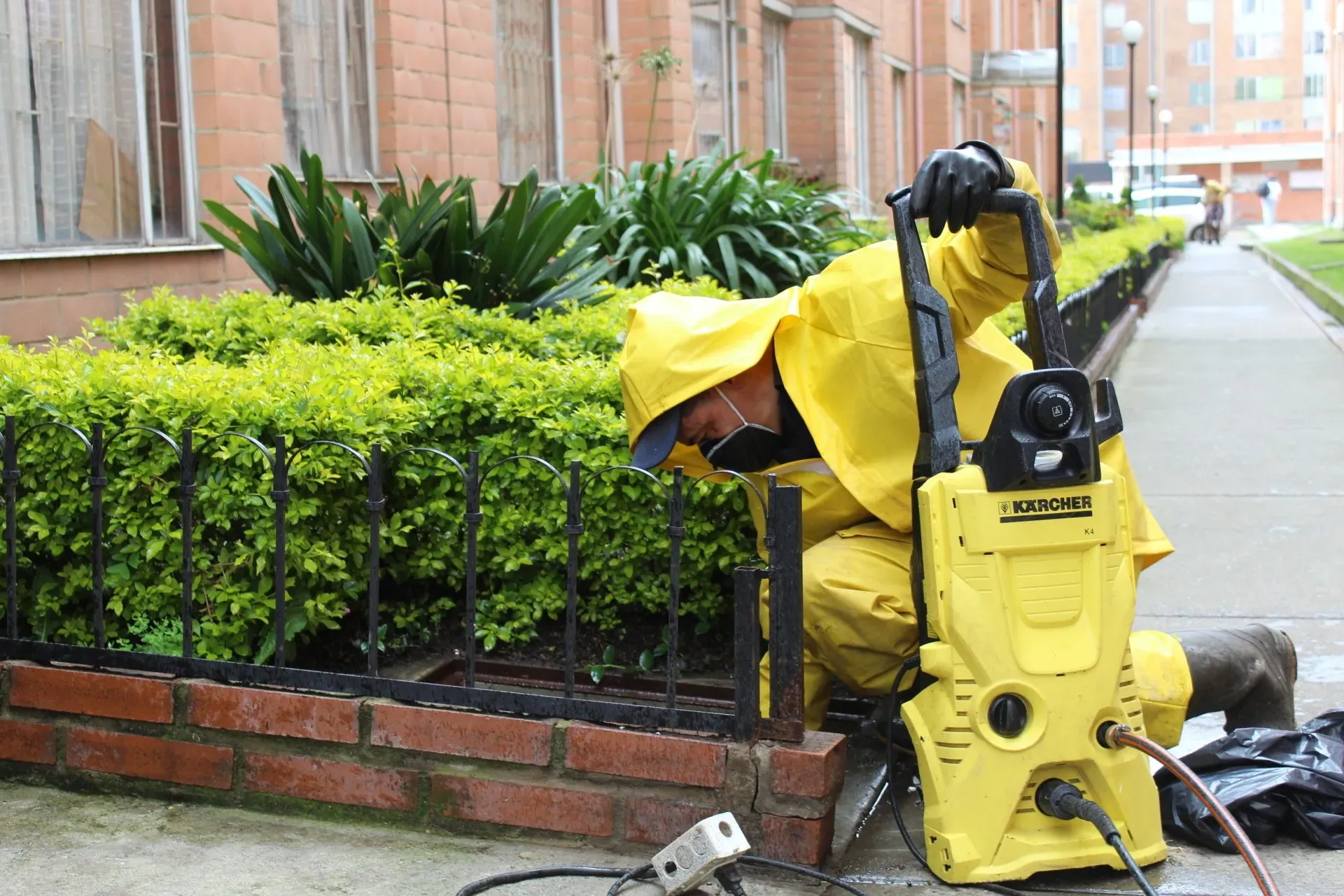 servicios de aseo, limpieza, toderos, porteros y conserjes en Bogotá.