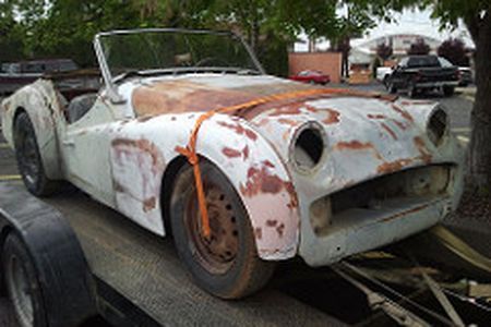 1960 Triumph TR3 primer/white