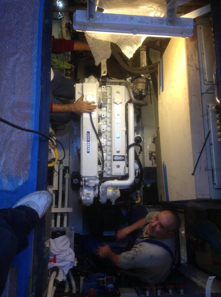 Large engine maintenance