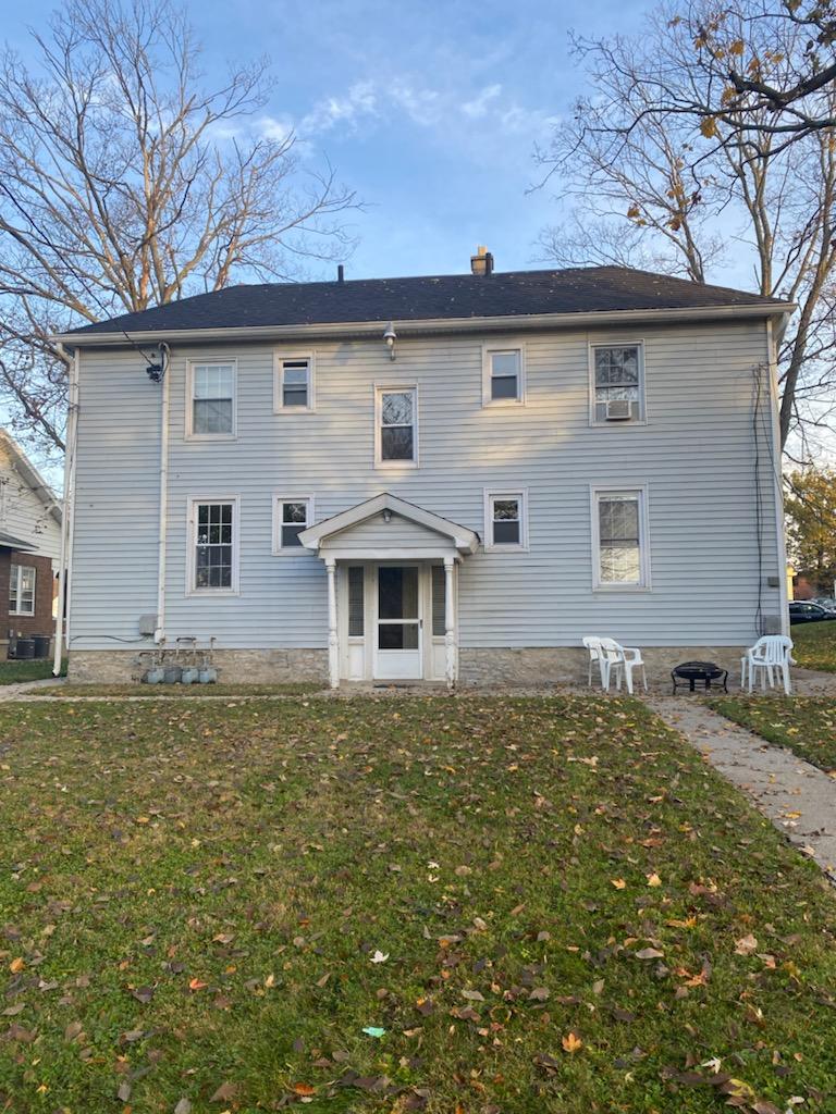 207 & 209 West Collins exterior