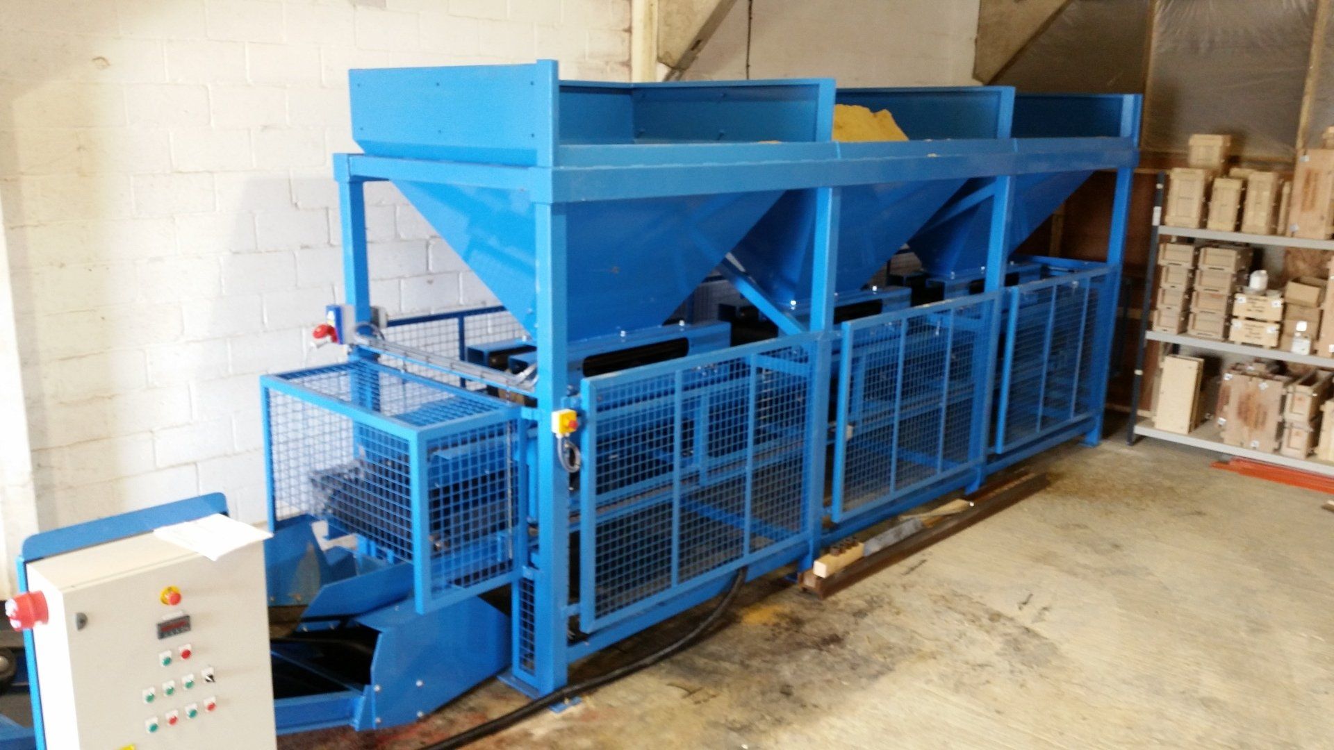 MATERIALS, PRODUCT HANDLING & EQUIPMENT