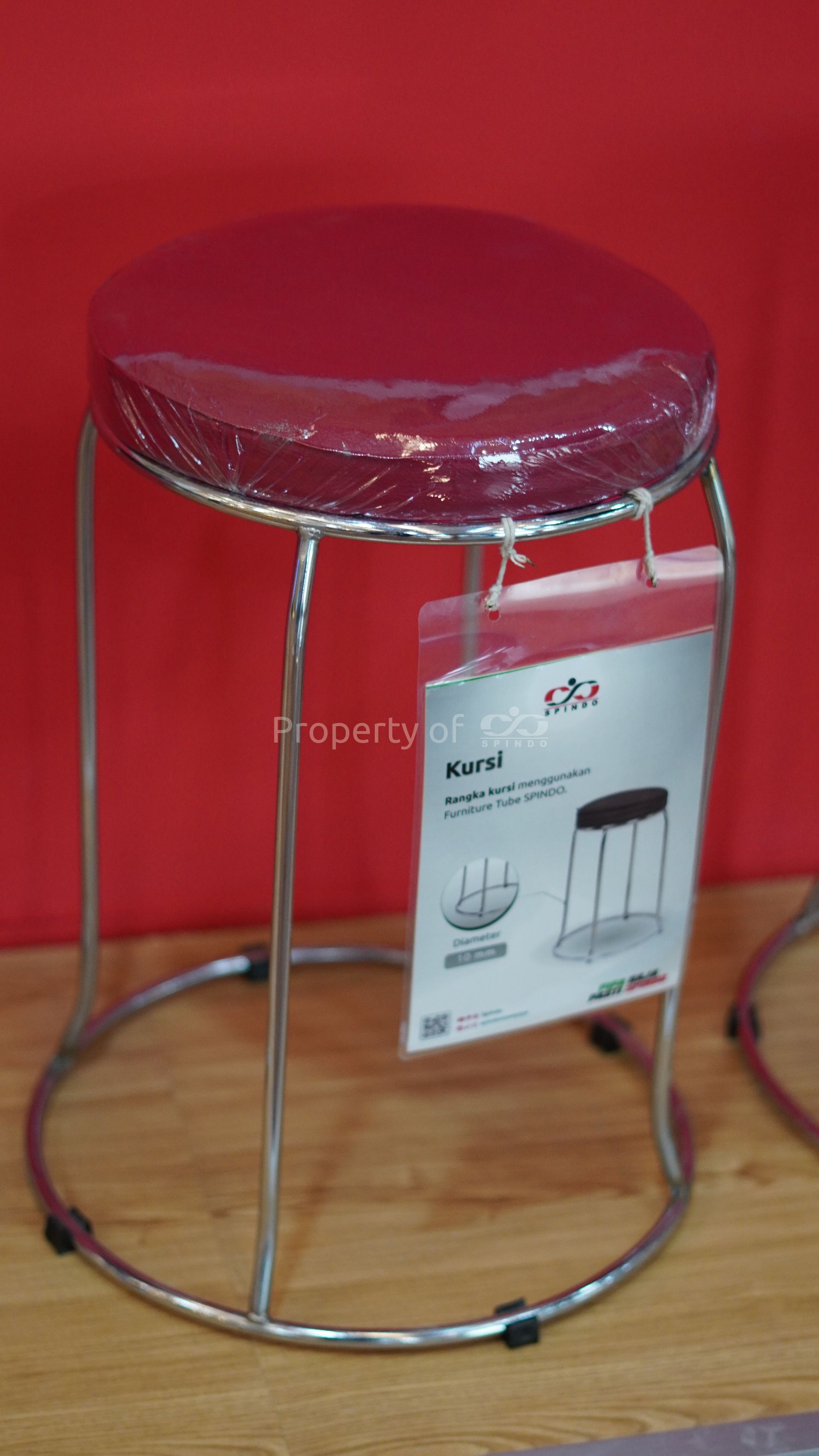 Aplikasi penggunaan pipa SPINDO untuk rak dan kursi