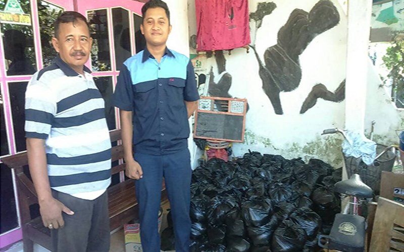 Pembagian Sembako Unit IV PT Spindo