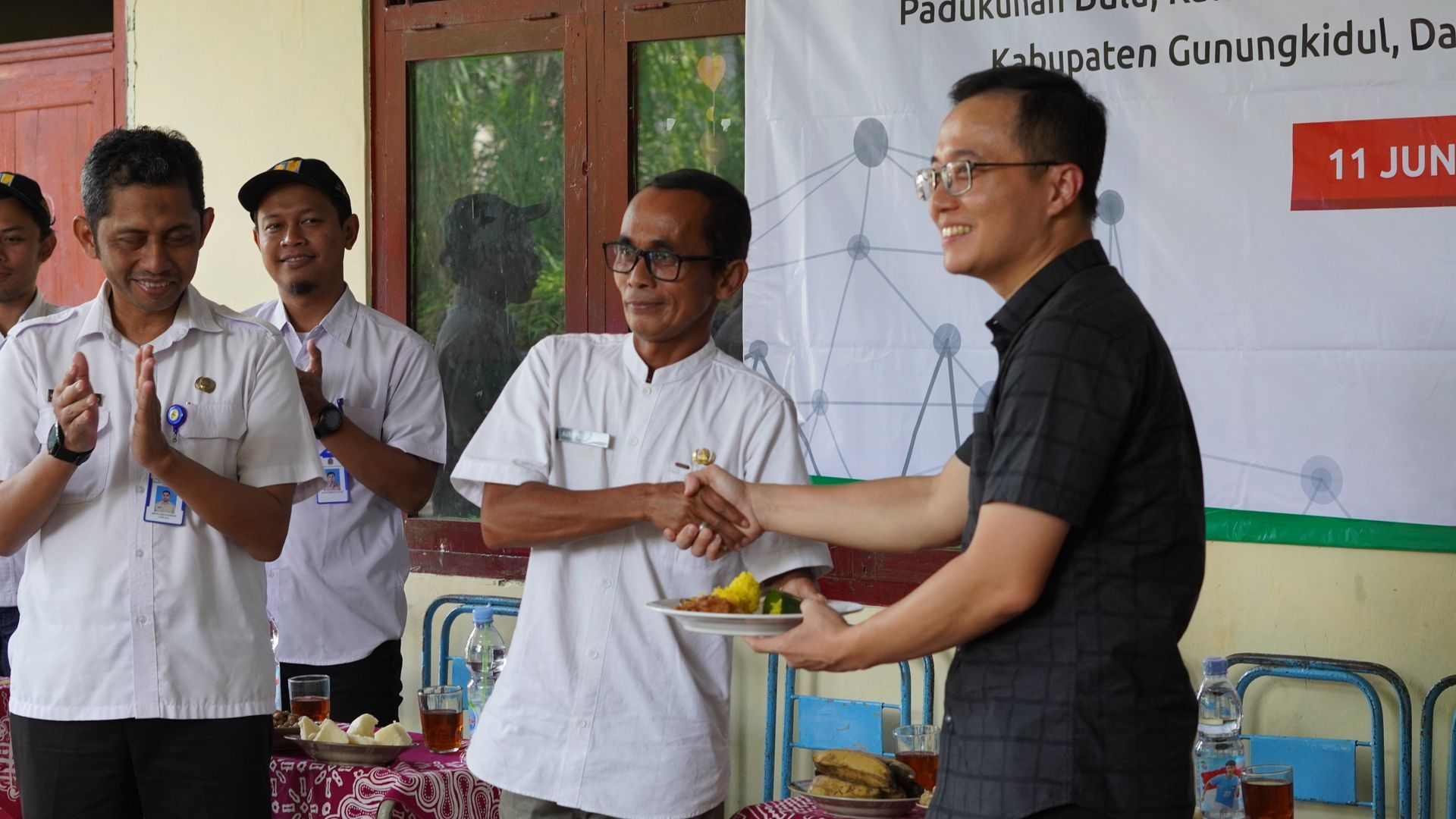Peresmian infrastruktur SPINDO bersama perwakilan manajemen SPINDO dan PUPR Kabupaten Gunungkidul
