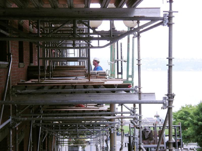 material scaffolding pipa dari baja