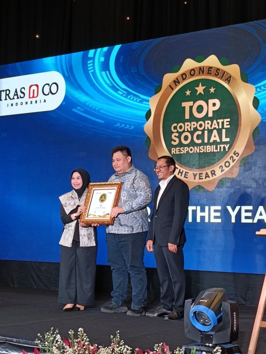 Receiving the TOP Corporate Social Responsibility of the Year 2025 Award