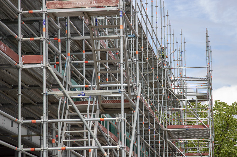 harga scaffolding untuk bangunan tinggi
