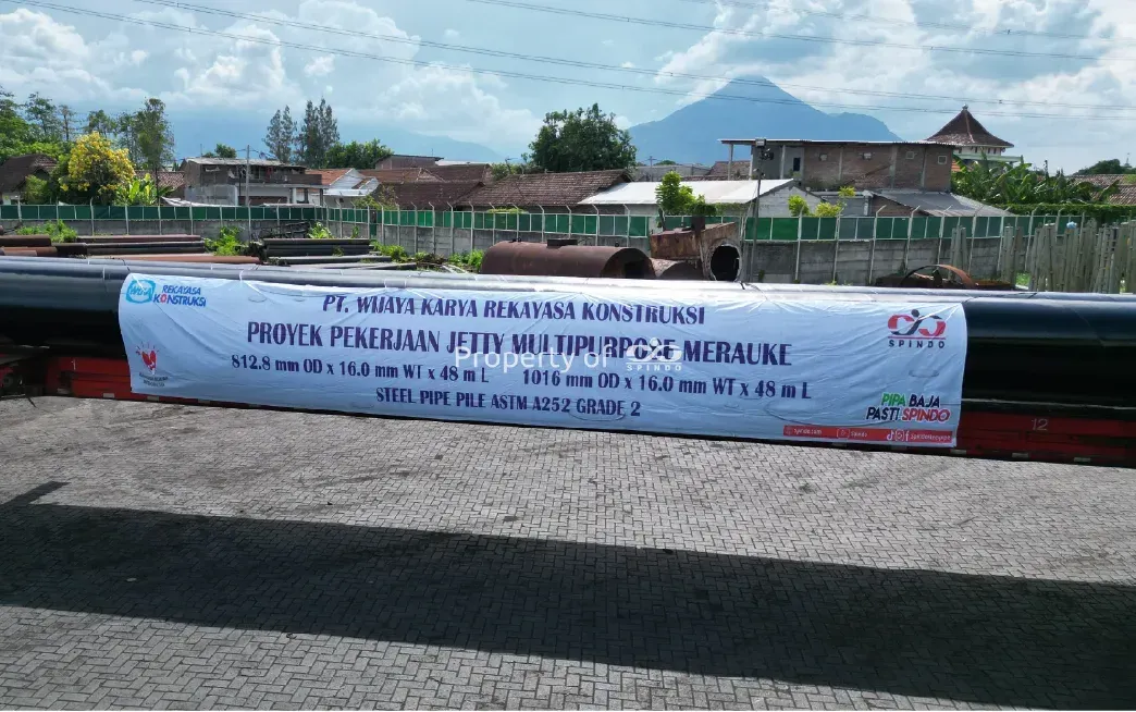 Proyek pengiriman pipa baja SPINDO untuk industri