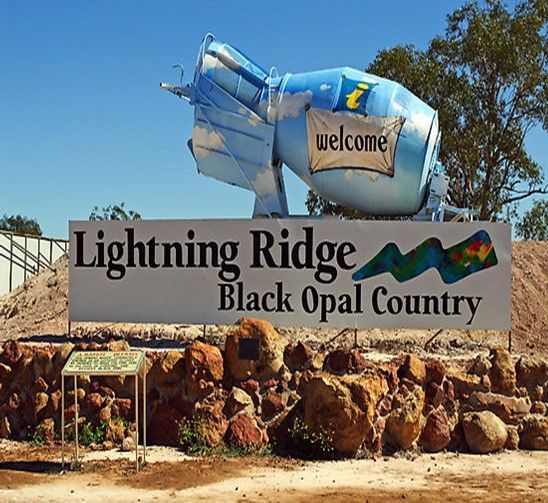 day tours lightning ridge