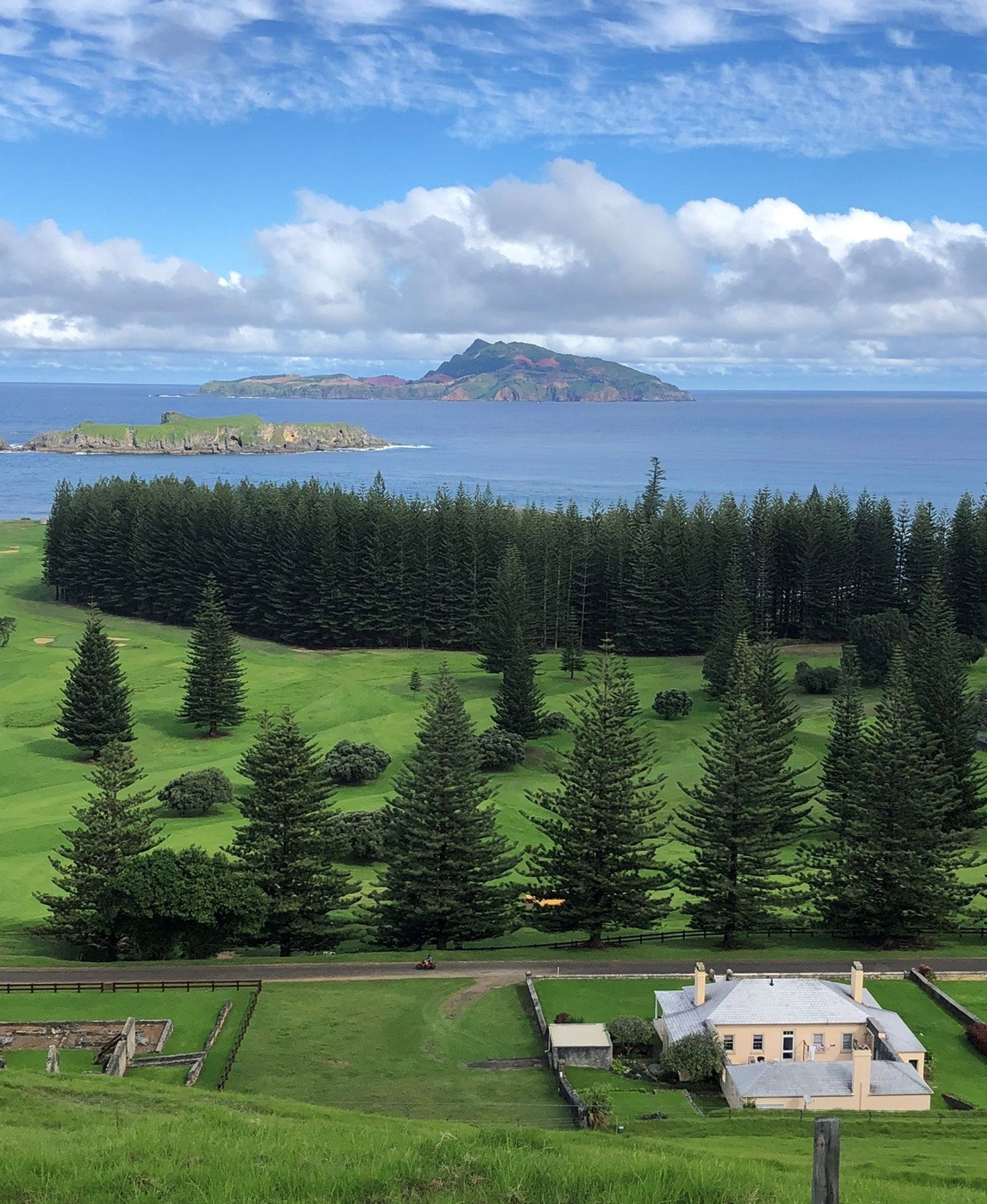 Stay Put and Short Stay Holiday Bus Tours O'Shannessy's Quality Tours