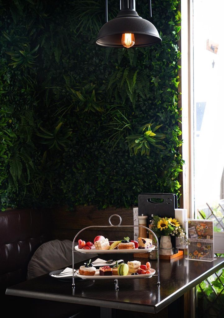 Tasty Dessert Platters — Café and Restaurant in Cannonvale, QLD