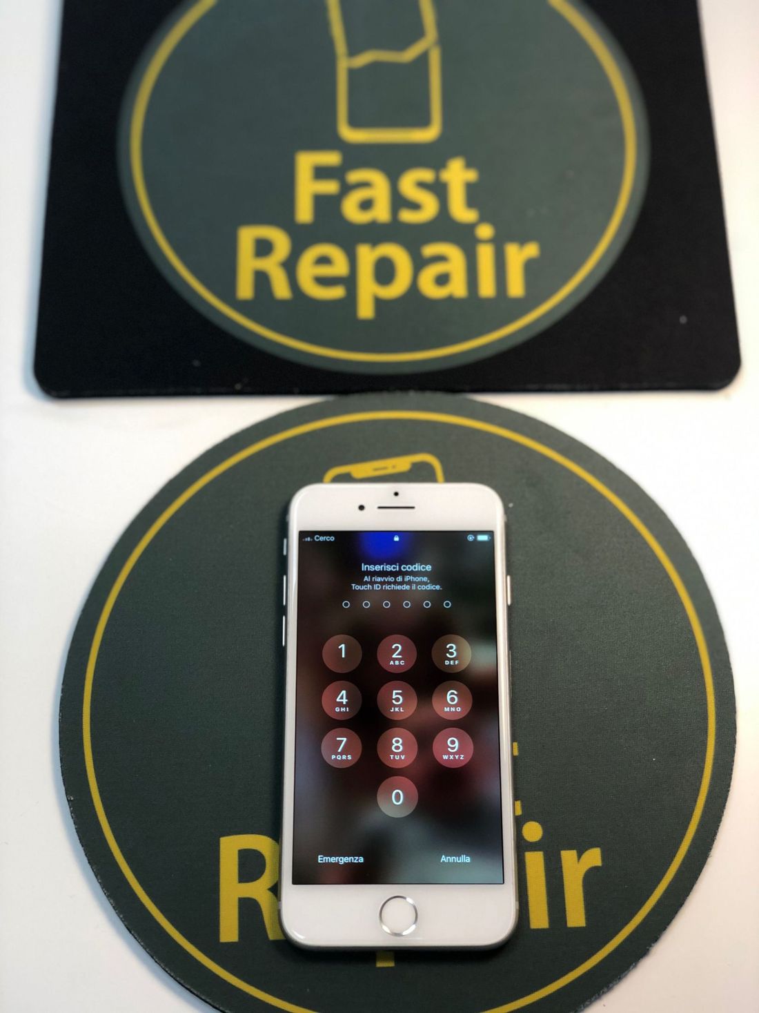 servizio riparazione iPhone