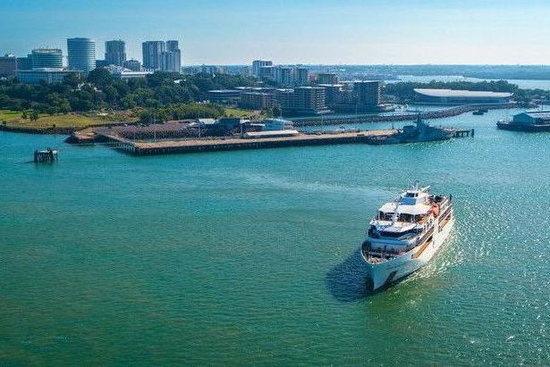 Cruise Ship in Darwin Harbour — Driver Guide in Darwin, NT