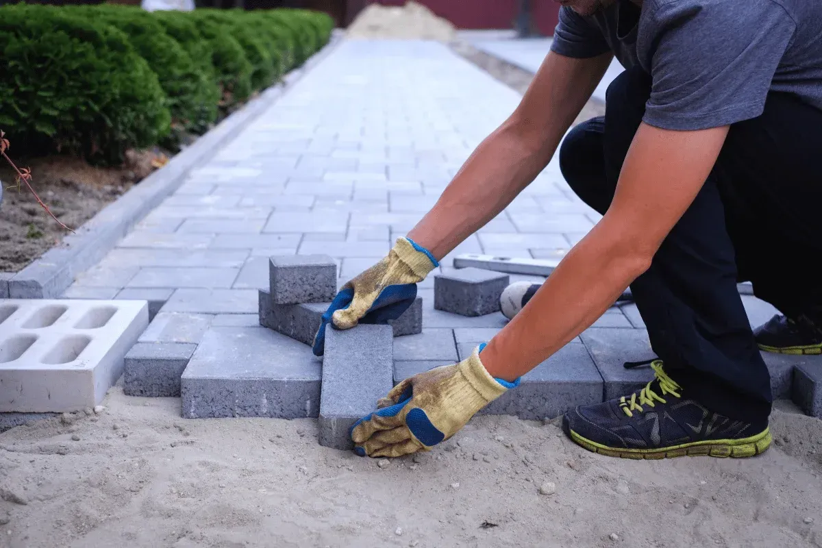Patio, Paver & Driveway Installation in Melville, NY: Costs, Styles & What’s Popular Right Now