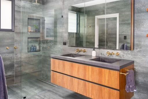 Frameless Glass Shower Screen  — Master Glass & Glazing In Eleebana, NSW