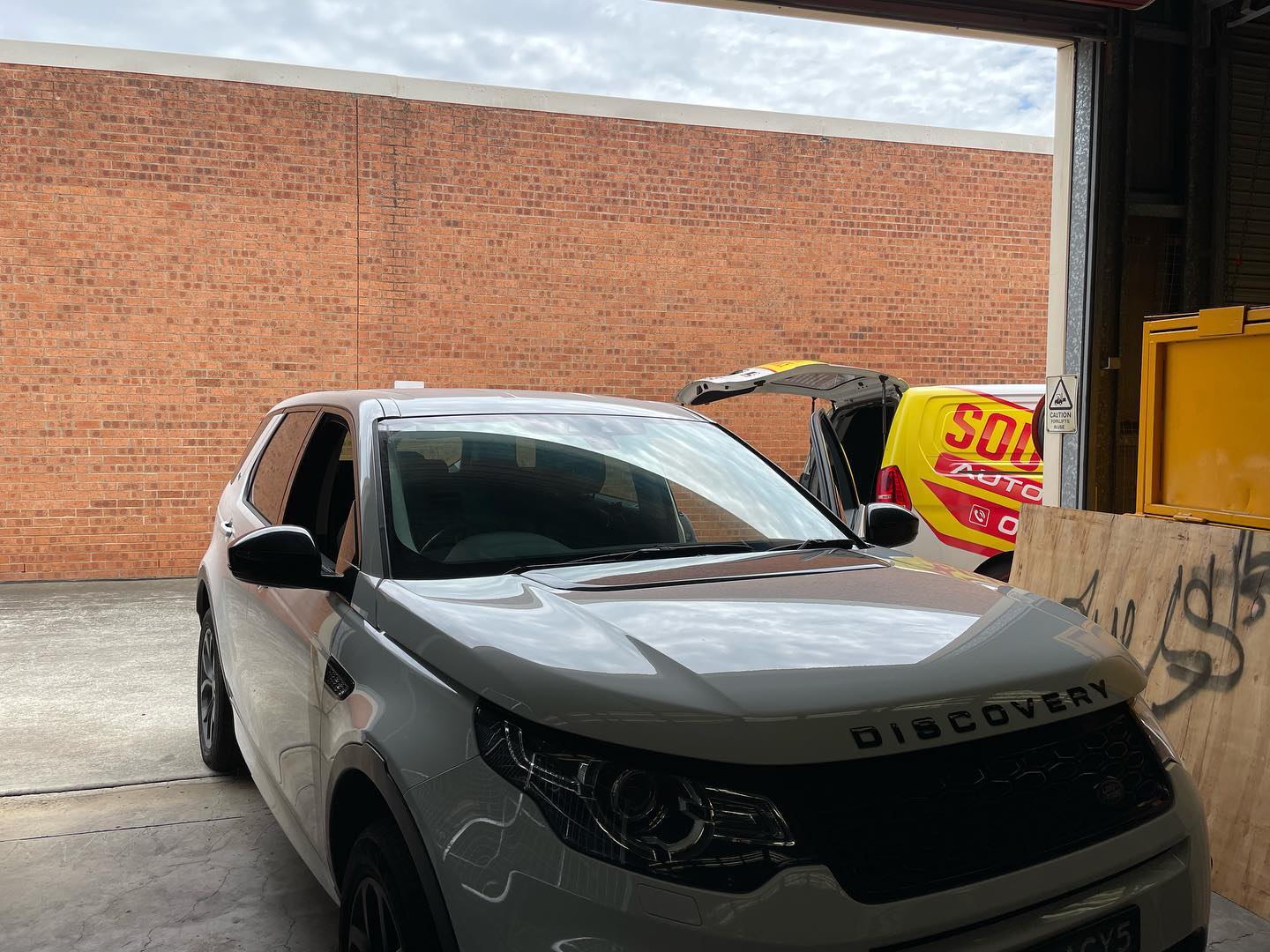 replacing the glass of a car