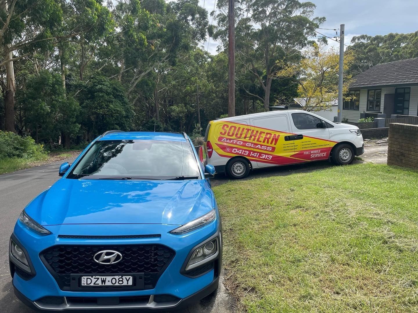 windscreen replacement for beautiful bright blue sedan