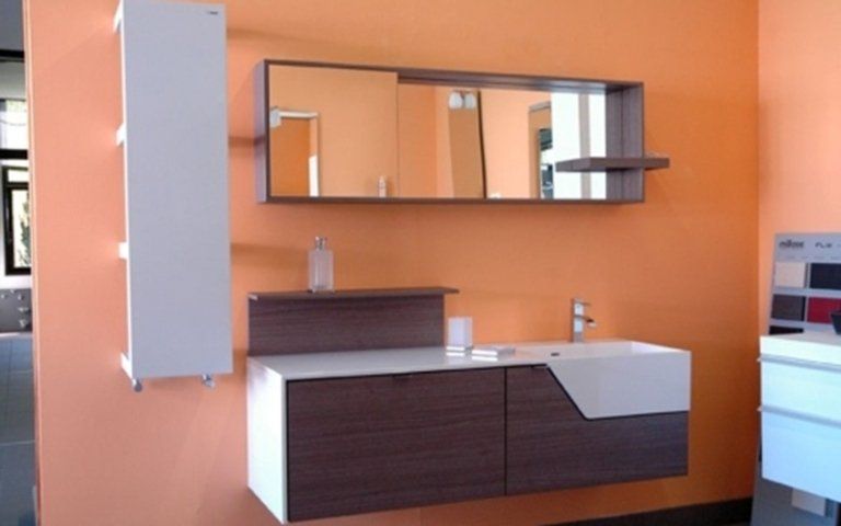 esposizione arredo bagno e sanitari