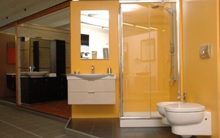 esposizione arredo bagno e sanitari