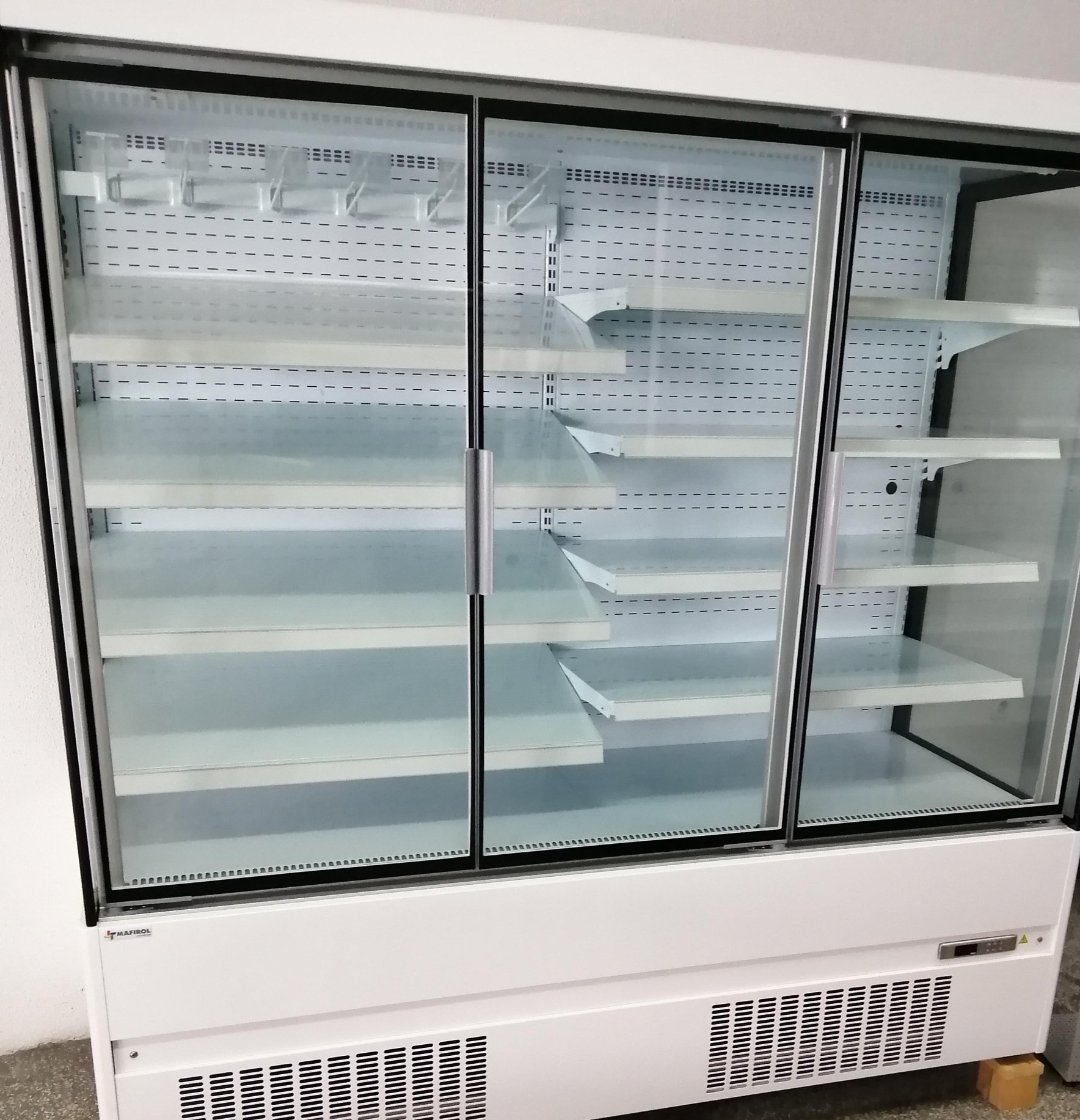 Vitines frigorificas para Talhos, Cafes e industria de refrigeração