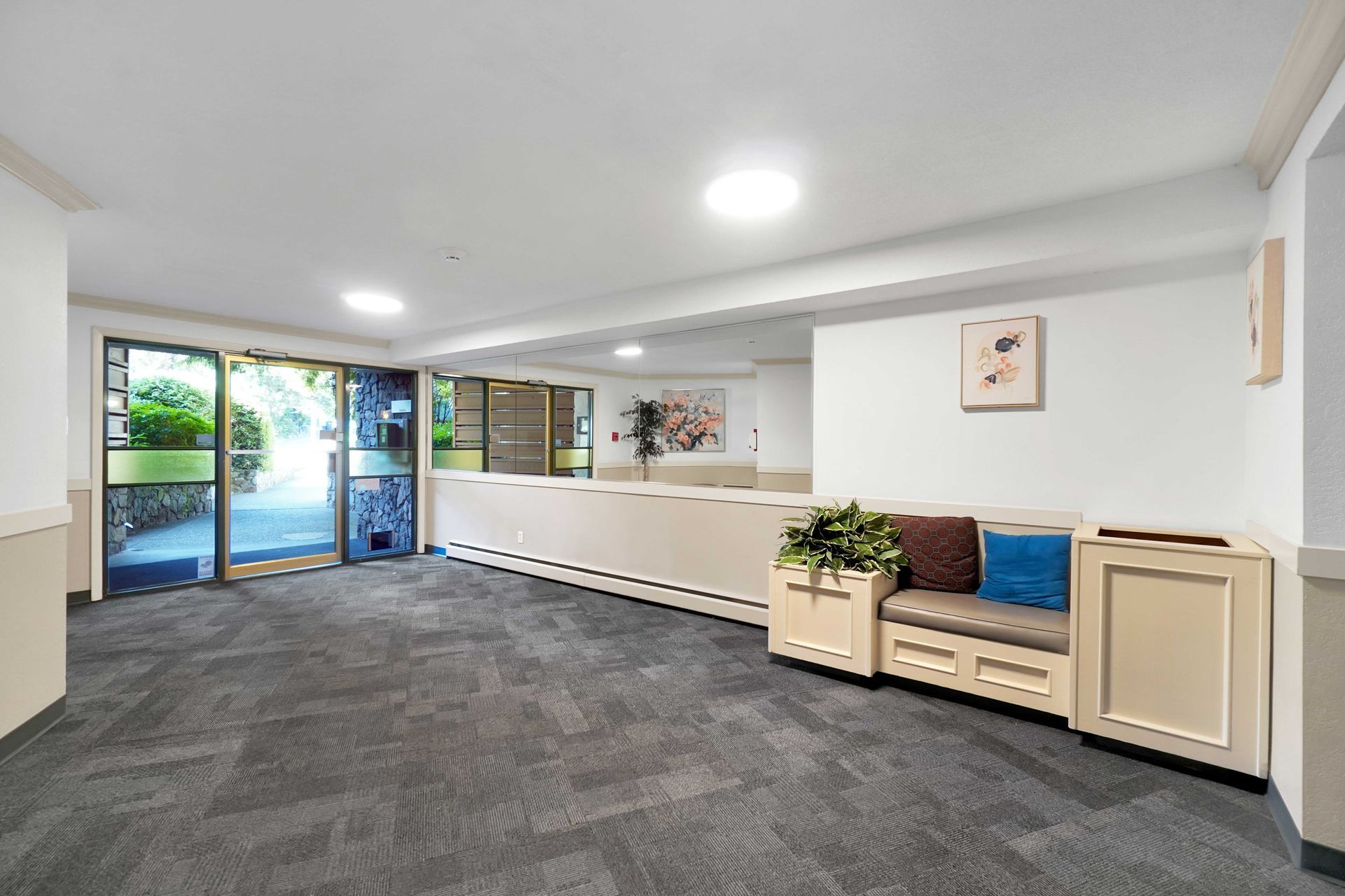 to 3255 Cook Street Apartments for Rent Victoria