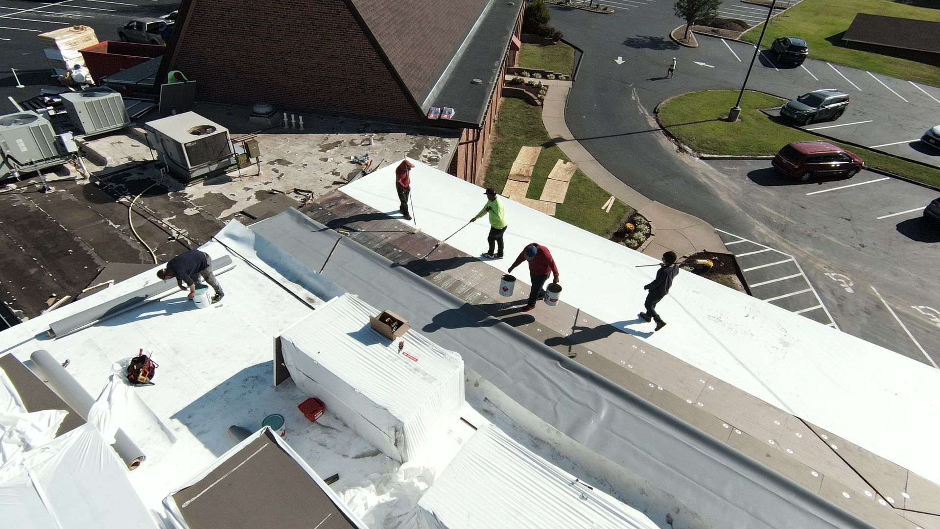 best commercial roofers for business strip, St Louis MO