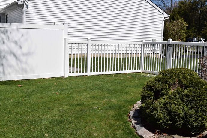 Aluminum fence services