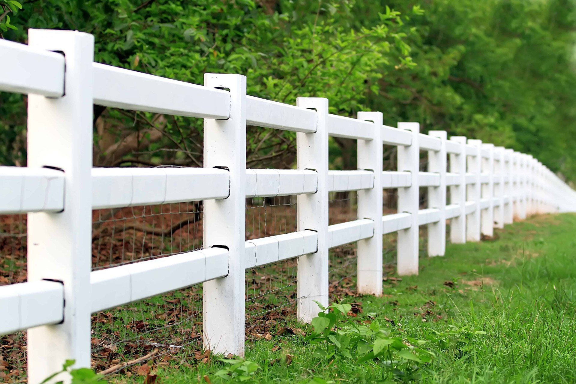 Vinyl fence is strong and flexible