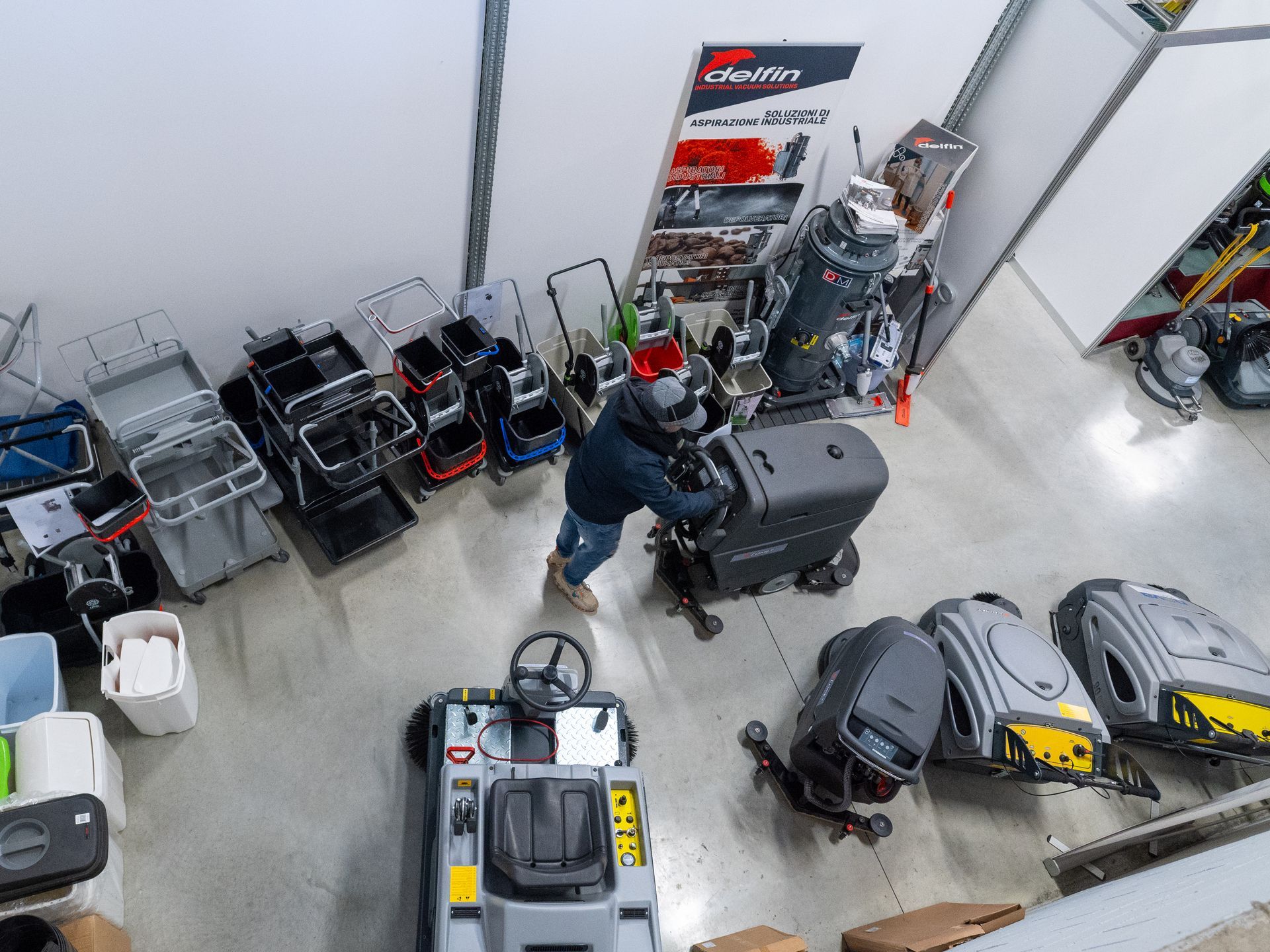 Macchinari e attrezzature per la pulizia industriale